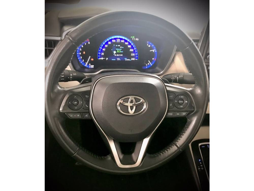 TOYOTA - COROLLA - 2022/2022 - Branca - R$ 144.900,00