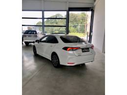 TOYOTA - COROLLA - 2022/2022 - Branca - R$ 144.900,00