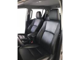 TOYOTA - HILUX - 2017/2017 - Cinza - R$ 174.900,00