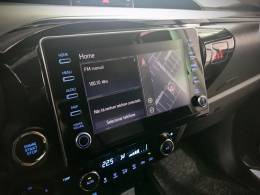 TOYOTA - HILUX - 2021/2021 - Cinza - R$ 219.900,00