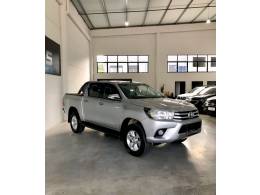 TOYOTA - HILUX - 2017/2017 - Cinza - R$ 174.900,00