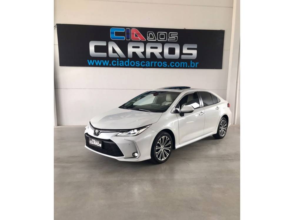 TOYOTA - COROLLA - 2022/2022 - Branca - R$ 144.900,00