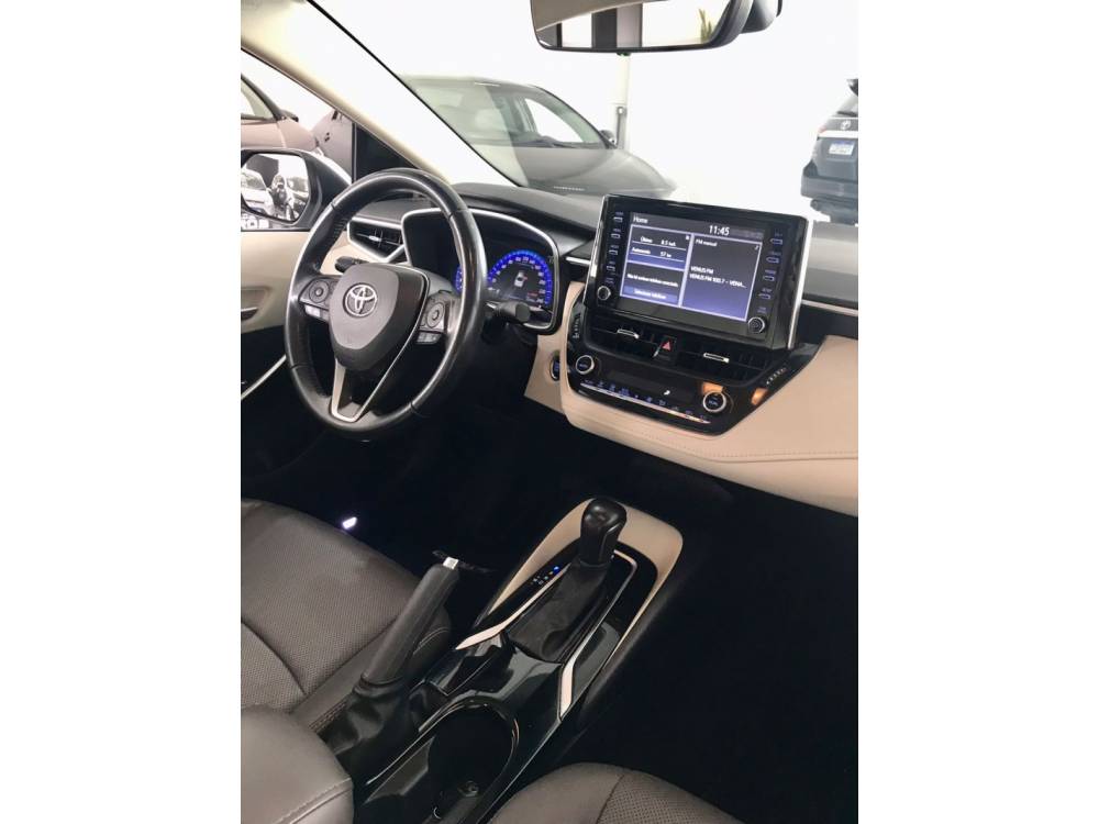 TOYOTA - COROLLA - 2022/2022 - Branca - R$ 144.900,00